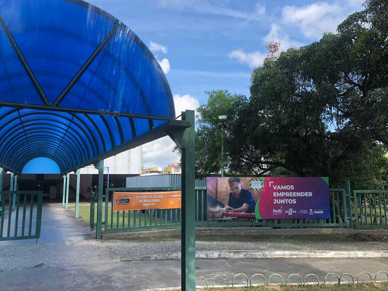 Mulher assaltada ao sair da Casa do Trabalho em Camaçari