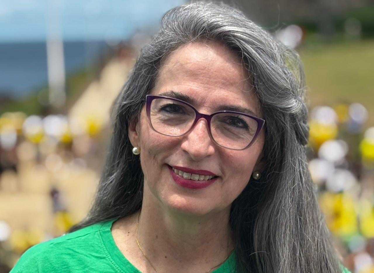 No Farol da Barra, Raissa Soares critica Lula e STF e pede domiciliar para Bolsonaro