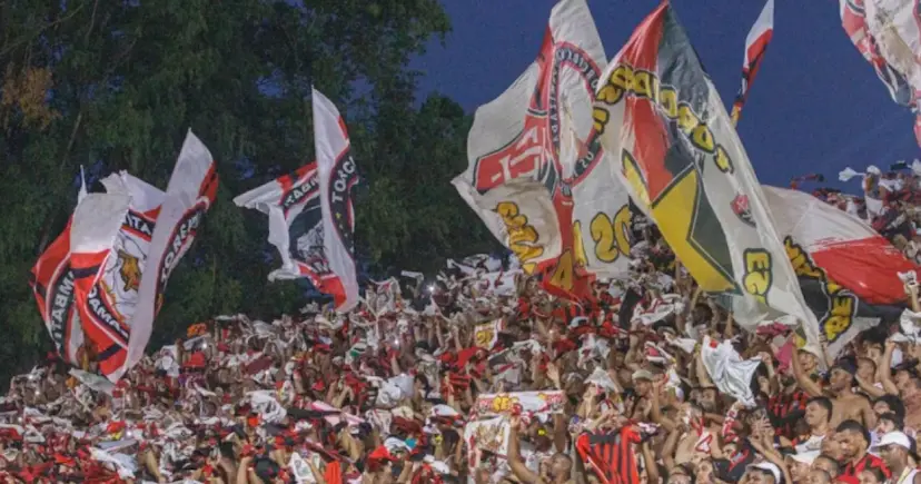 STJD aceita recurso e diminui pena do Vitória por cantos homofóbicos