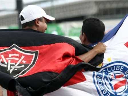 Torcedores do Vitória acionam Justiça contra torcida única no Ba-Vi da final
