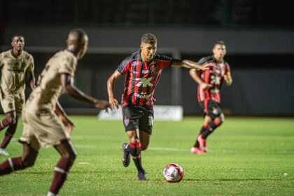 É decisão! Vitória e Jacuipense se enfrentam no Barradão em busca de vaga na final do Baianão; veja prováveis times