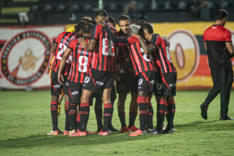 Após derrota na estreia, Vitória encara CRB fora de casa pela segunda rodada da Copa do Nordeste