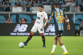 Vitória joga mal, faz gol contra e é derrotado por 2x0 para o Grêmio no Rio Grande do Sul