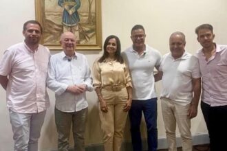 Com apoio de Zé Ronaldo, grupos políticos em Araci se unem pela pré-candidatura de Silva Neto a deputado estadual