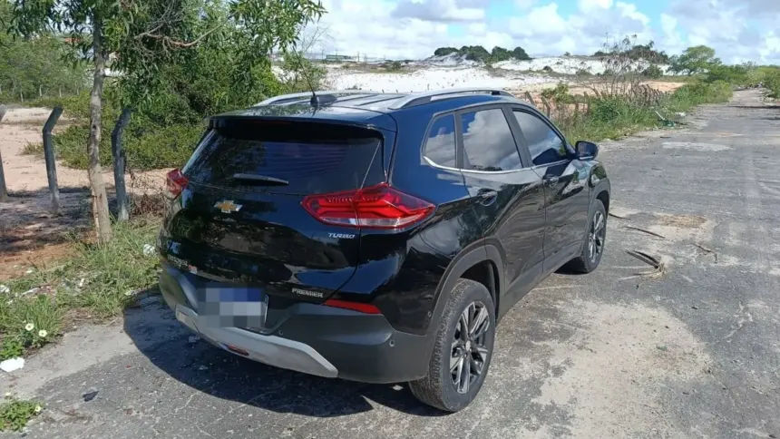 Advogada sequestrada em assalto faz transferências em Stella Maris