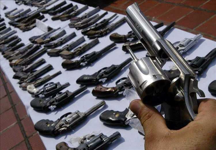 Estudo revela que 47% dos homicídios de mulheres no Brasil usam armas de fogo