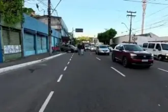 Corpo encontrado em carrinho de supermercado na Calçada, Salvador