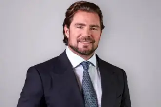 Polícia detém Daniel Vorcaro em cela de 5 m² na PF de Brasília