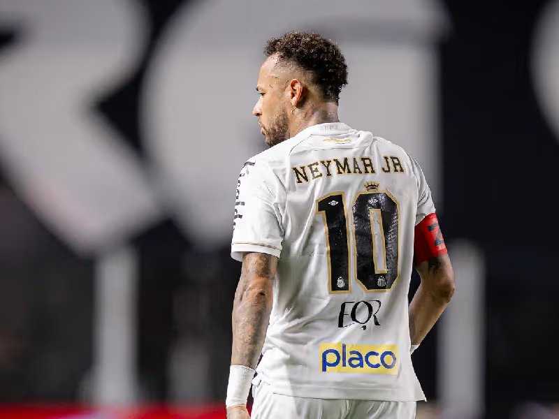 Neymar se desculpa: Conflito com torcedor do Santos choca!