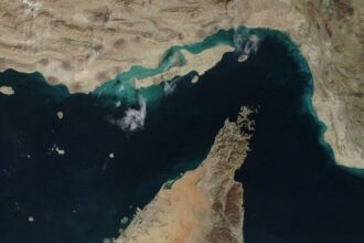 Irã reabre Estreito de Ormuz: esperança de paz e segurança marítima