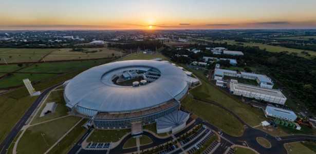 Desenvolvimento de Algoritmos para Correção de Vibrações em Tomografias Nanométricas: Uma Nova Pesquisa