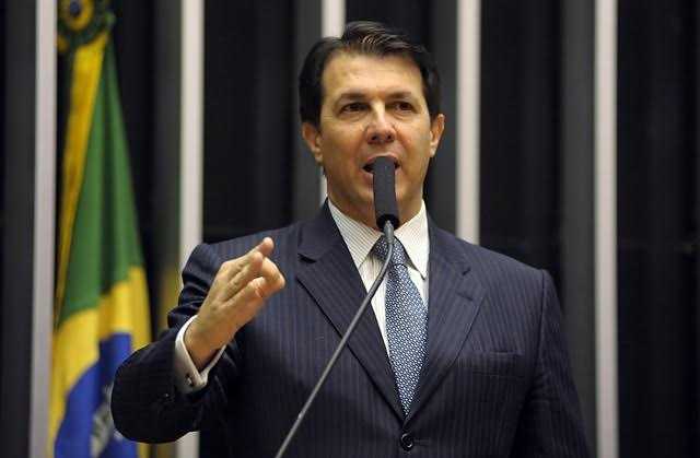 Arthur Maia critica gestão de Jerônimo e aponta problemas em obras e saúde na Bahia