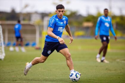 Atacante do Bahia tem nova lesão no joelho e vira desfalque contra o Athletico-PR