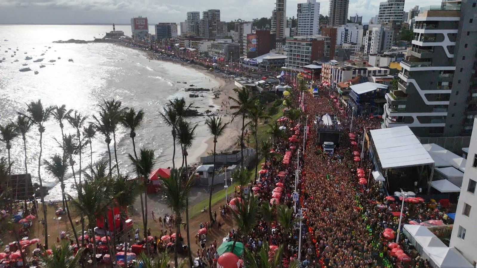 Audiência pública expõe conflito entre moradores e Carnaval na Barra, em Salvador
