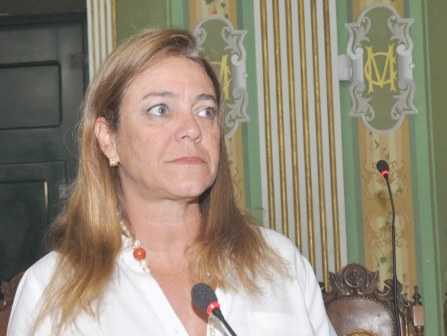 Fabiola Mansur oficializa filiação ao PV e reforça base governista na Bahia