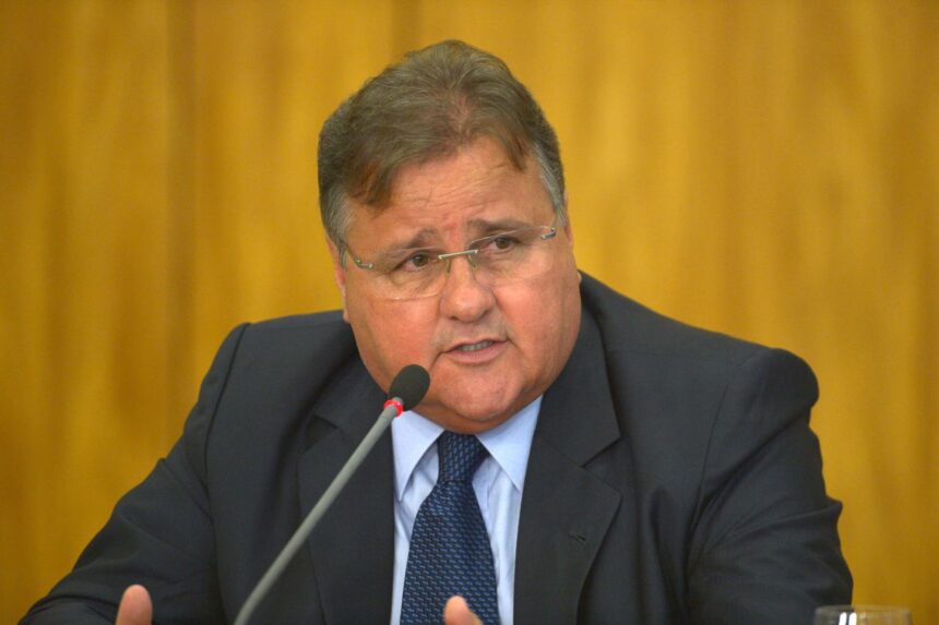 Geddel nega envolvimento em propina e ataca ex-aliado após delação