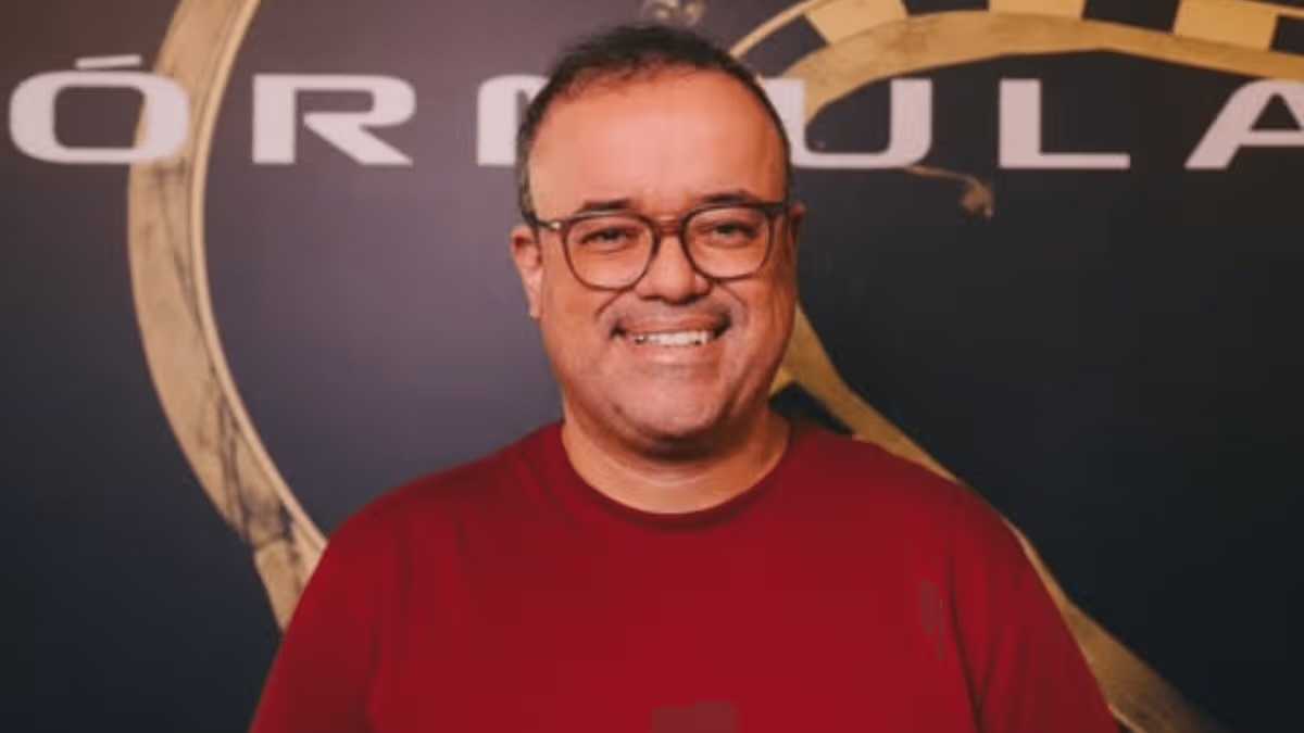 Globo define substituto de Luís Roberto para narrar jogos da Seleção na Copa de 2026