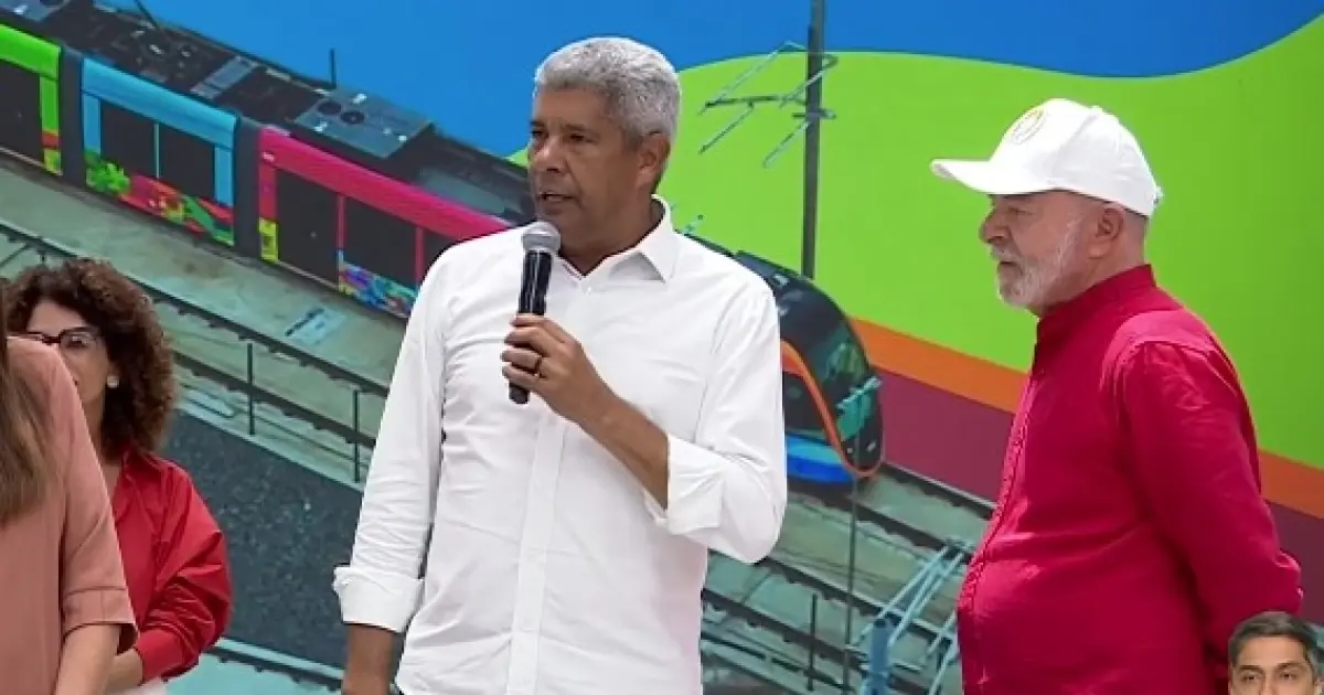 Ao lado Lula, Jerônimo atribui à prefeitura de Salvador cancelamento de entrega de residencial; gestão Bruno Reis rebate