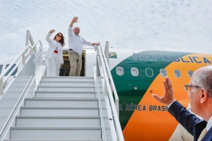 Lula adia compra de novo avião presidencial para evitar desgaste às vésperas da eleição