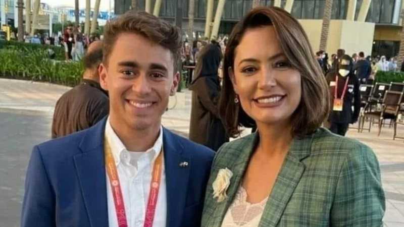 Michelle Bolsonaro interage com Nikolas Ferreira nas redes sociais após embate com Eduardo Bolsonaro
