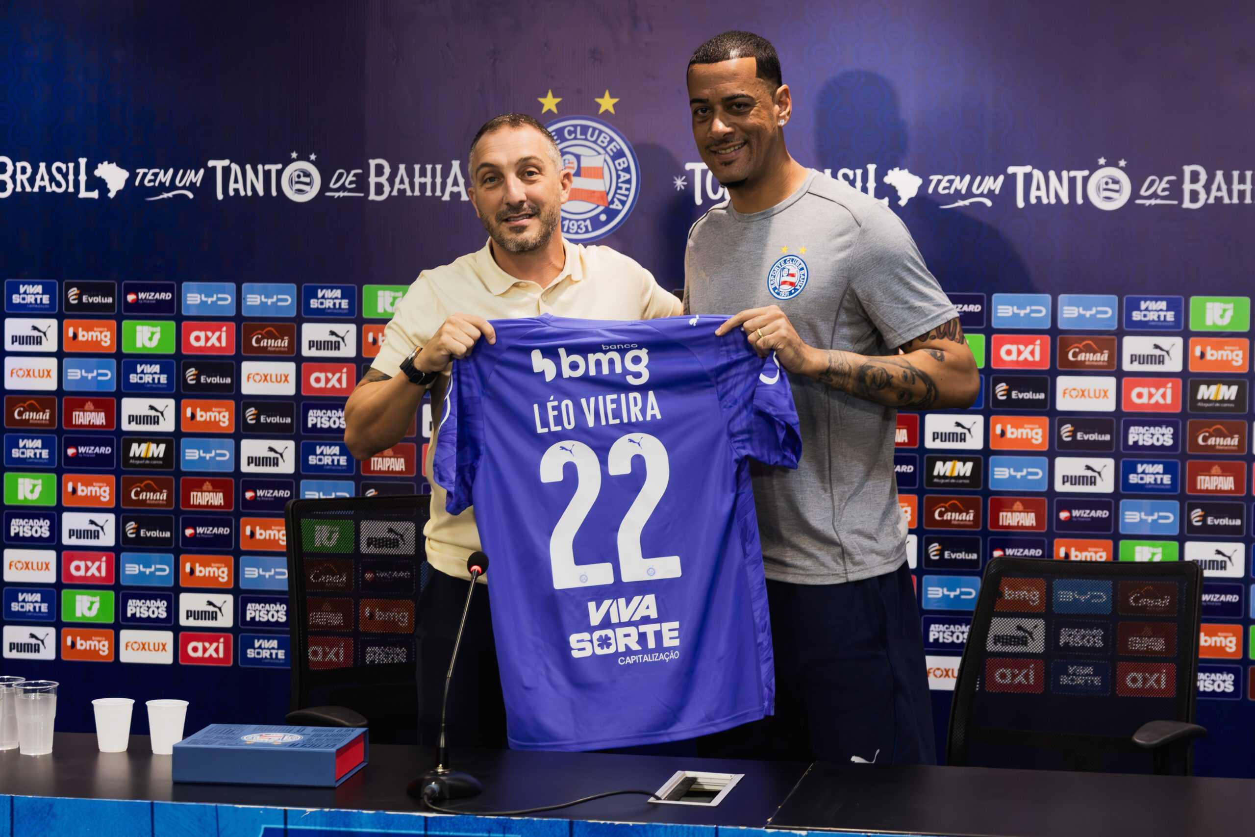 Apresentado, novo goleiro do Bahia relembra parceria com Rogério Ceni e projeta titularidade