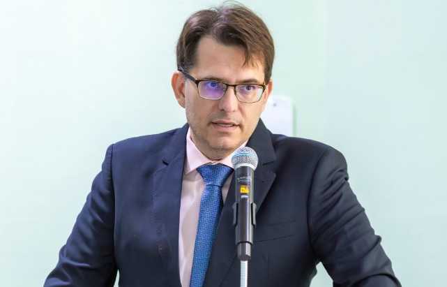 Prefeito de Xique-Xique nega acusação de agressão após vazamento de imagens