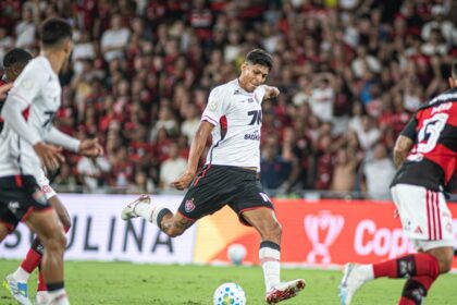 Vitória é derrotado por 2x1 para o Flamengo no Maracanã e deixa jogo vivo para decisão no Barradão