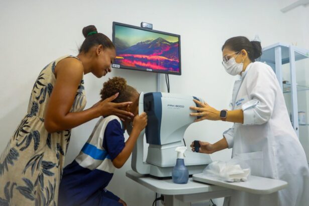 Candeias oferece exames oftalmológicos gratuitos a alunos municipais