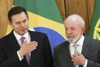 Brasil registra superávit comercial de US$ 2,05 bi com Portugal