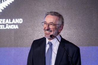 Márcio Elias Rosa assume ministério e promete transformar setor industrial