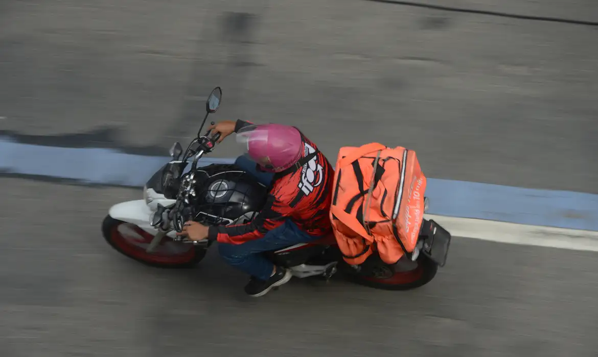 Transparência em aplicativos de entrega: fiscalização em ação